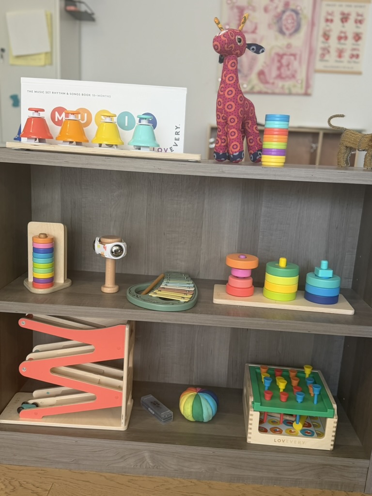 Shelf with instrumental learning tools